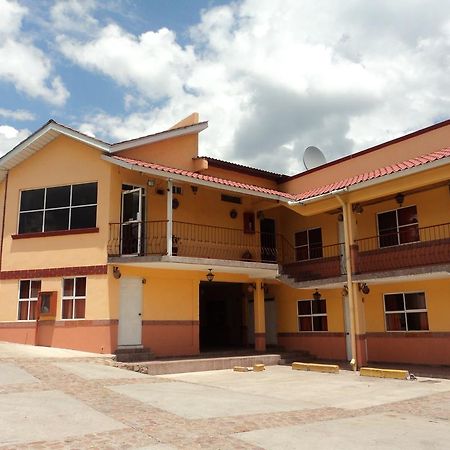 Hotel Paraiso Del Bosque Creel Exterior foto