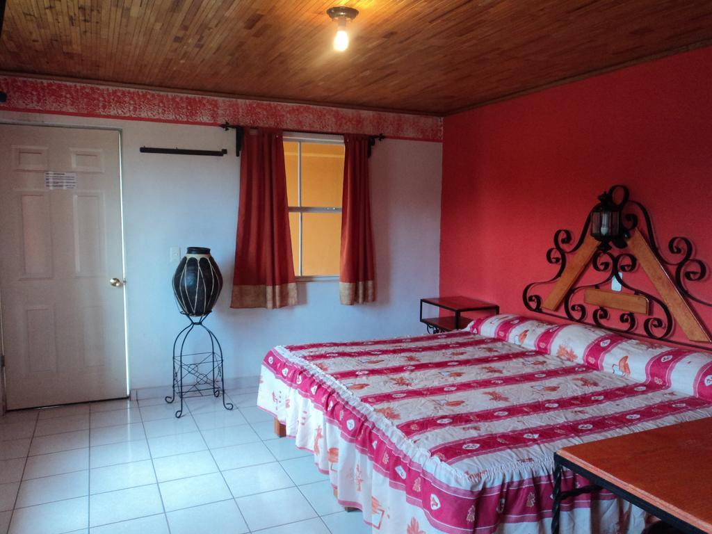 Hotel Paraiso Del Bosque Creel Zimmer foto